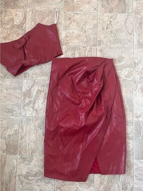 Miss Circle Women’s Faux Leather Set in Burgundy